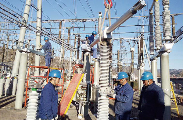 承德220KV周營子、隆城、袁莊等變電站GW7型隔離開關(guān)導(dǎo)電更換工程